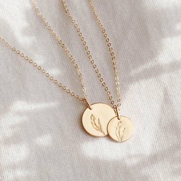 Free People Jewelry - Tulip July Birth Flower Minimalist Charm Necklace